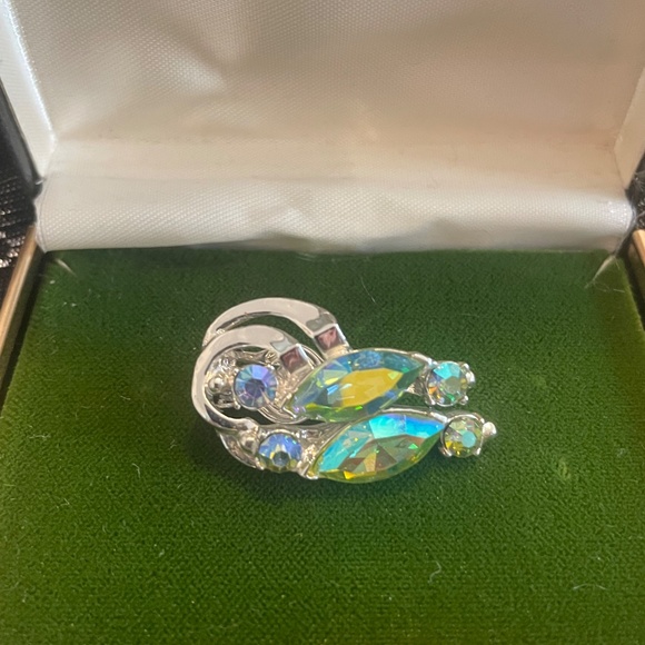 Vintage Aurora Borealis Style Crystal Clip-On Earrings - Picture 2 of 6